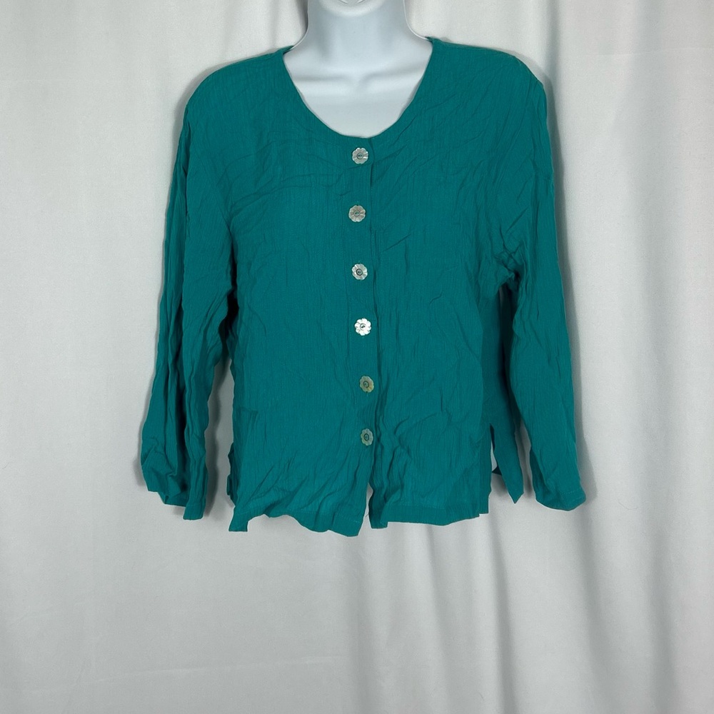 Very Vineyard flower mother of pearl button front long sleeve top S